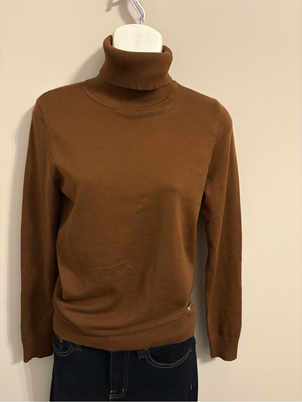Calvin Klein woman’s Chestnut Brown Turtleneck Sweater